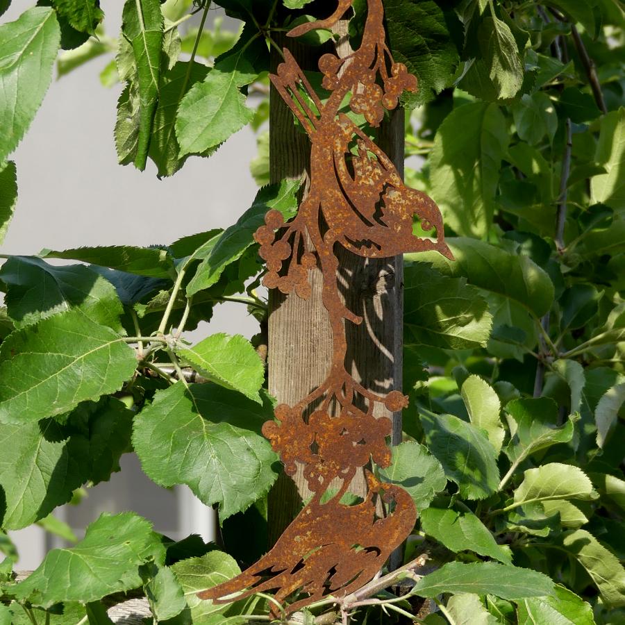 Guirlande deux oiseaux sur branche avec baies à suspendre ou à poser en fer rouillé