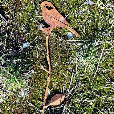 Oiseau geai des chênes à piquer en fer rouillé