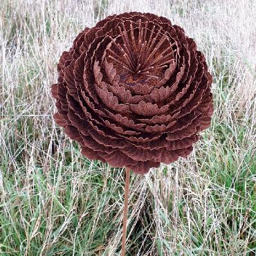 Fleur artichaut diamètre 27cm à piquer en fer rouillé