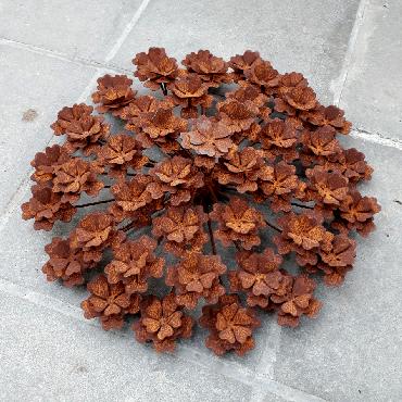 Grande fleur d'hortensia à inflorescences plates diamètre 35cm à piquer en fer rouillé